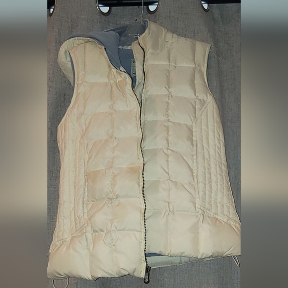 Old Navy puffer vest with hood- fleece lined. - Picture 1 of 6